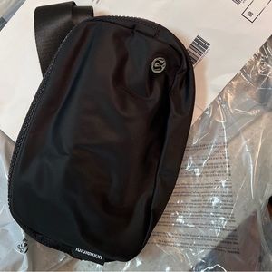 Nwt LULULEMON wear everywhere belt bag black - all tags attached